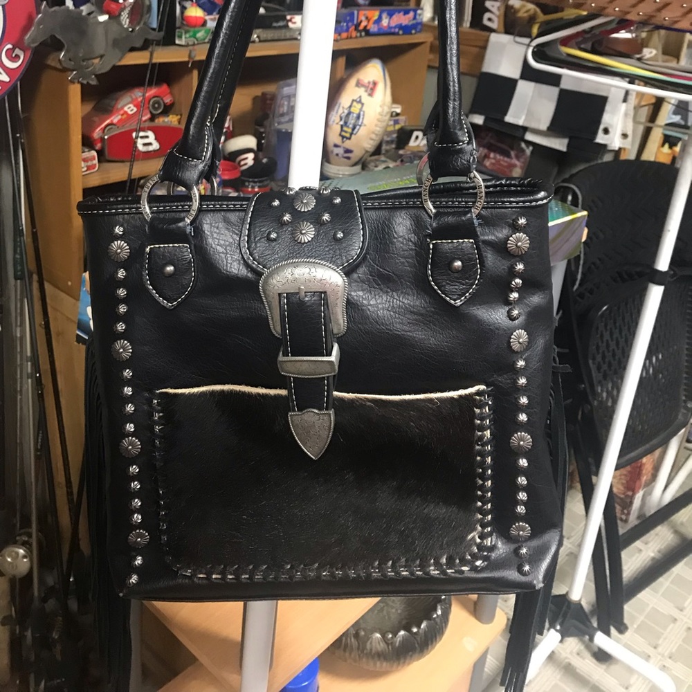 Trinity Ranch concealed pocket purse